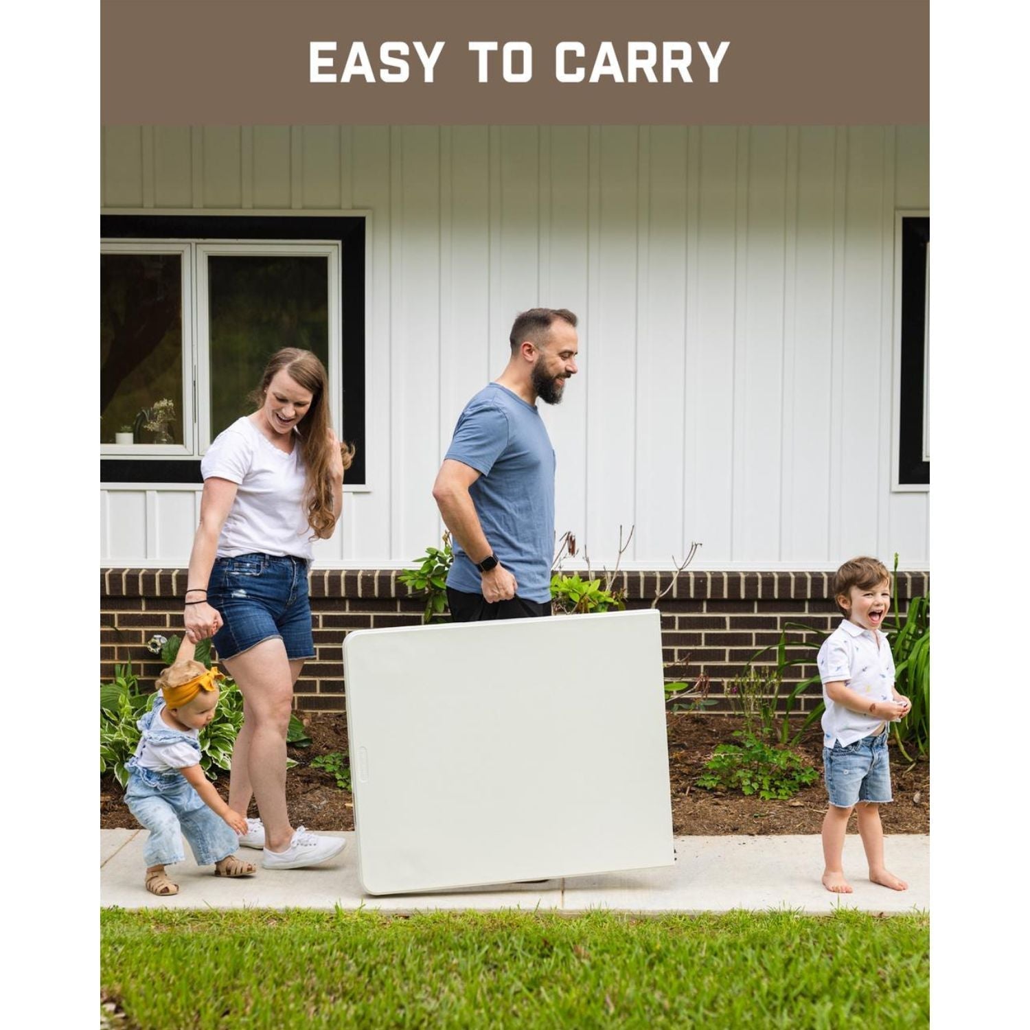 FanttikOutdoor Zeta X6 Pro 6ft folding table, easy to carry, white granite tabletop, family walking.